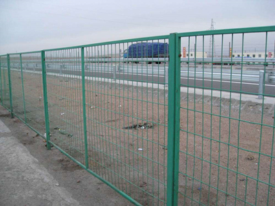 道路護欄網(wǎng)